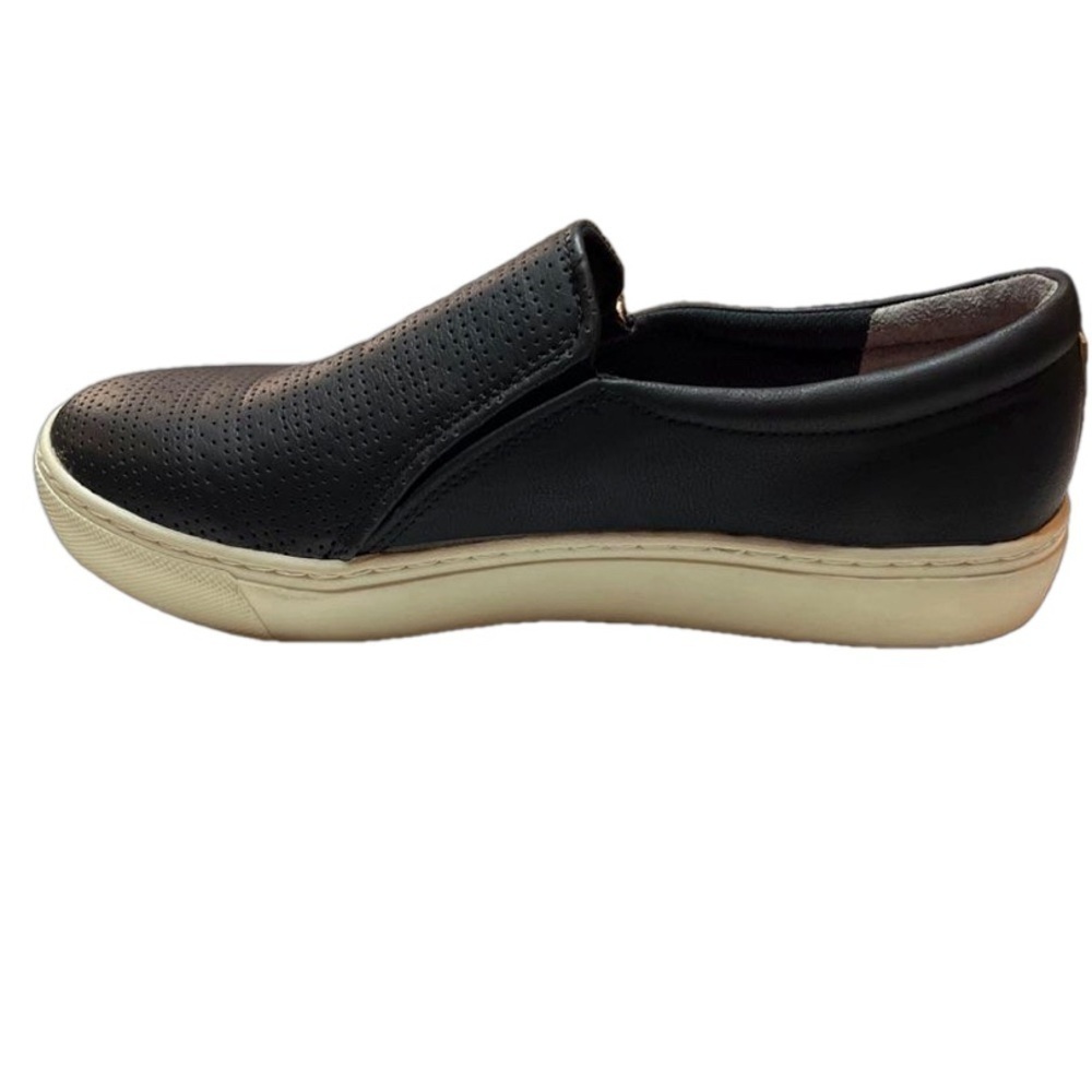 Dr. Scholl's Women's No Chill Sneaker, Size 9.5 Wide - Picture 8 of 10